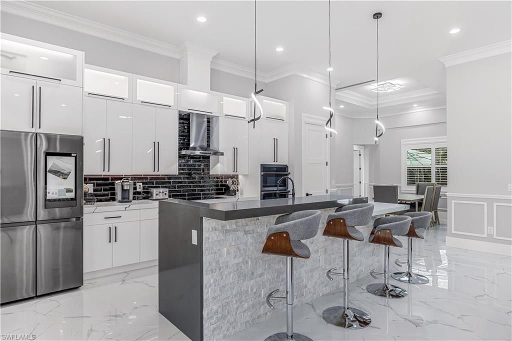 4348 6th Ave Se, Naples, FL 34117 Photo