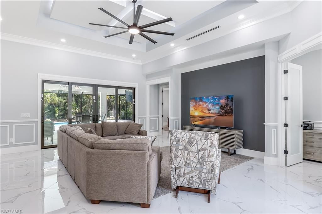 4348 6th Ave Se, Naples, FL 34117 Photo