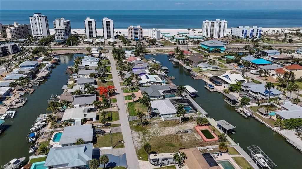 207 Ibis St, Fort Myers Beach, FL 33931 Photo
