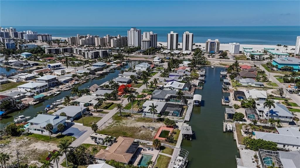 207 Ibis St, Fort Myers Beach, FL 33931 Photo