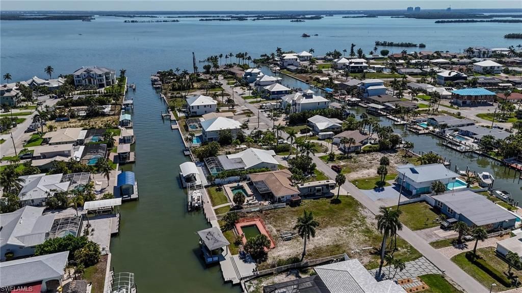 207 Ibis St, Fort Myers Beach, FL 33931 Photo