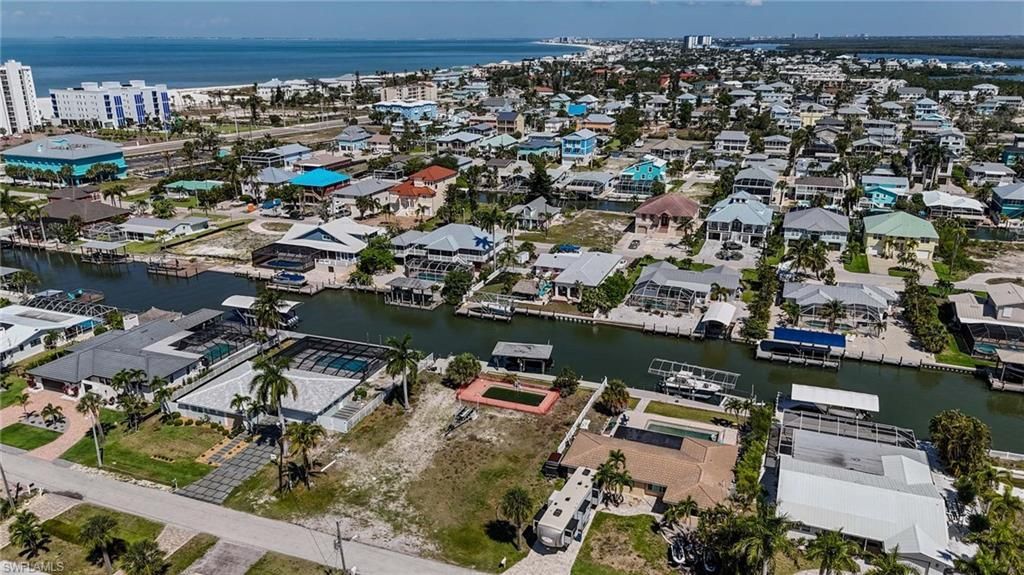 207 Ibis St, Fort Myers Beach, FL 33931 Photo