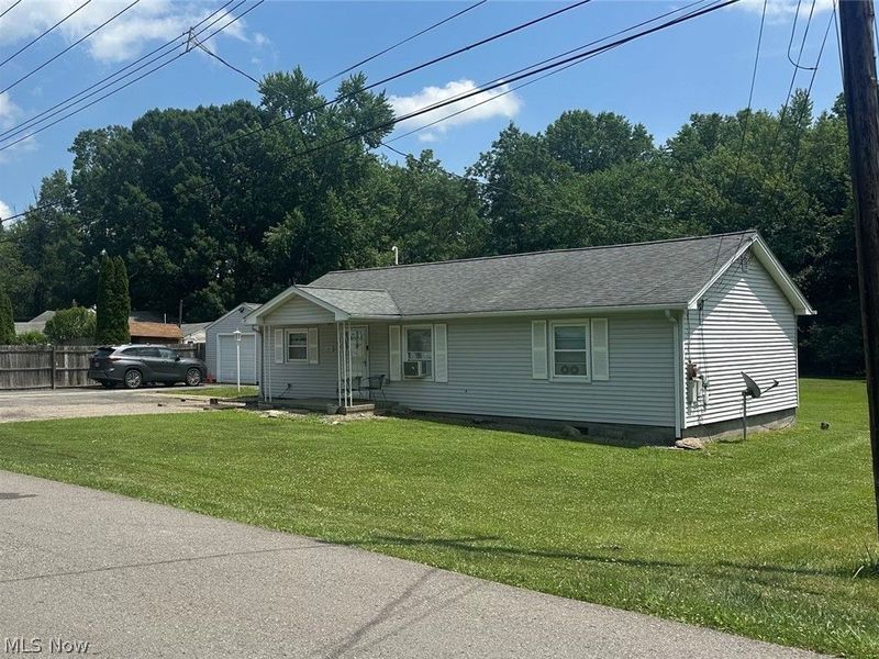 1352 Heaton Boulevard, Niles, OH 44446 Photo 1