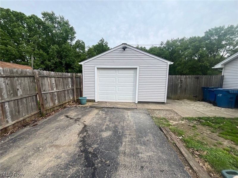 1352 Heaton Boulevard, Niles, OH 44446 Photo 2