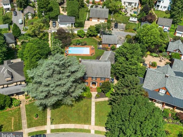 305 COLLEGE PLACE, FREDERICK, MD 21701