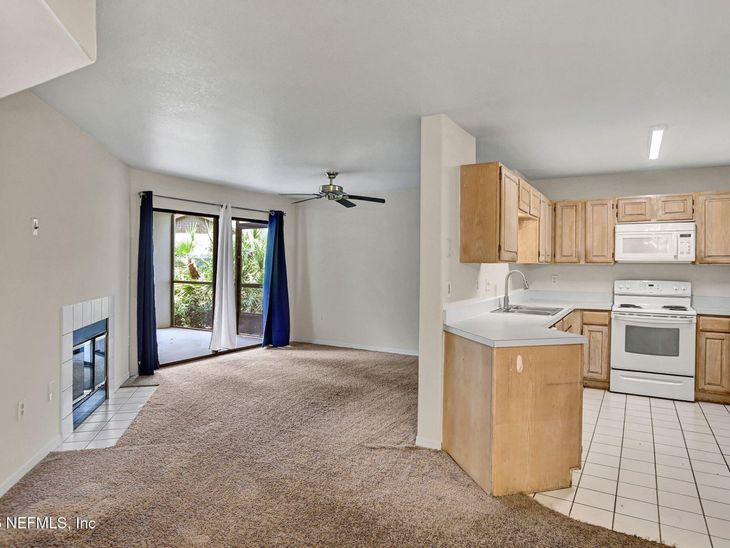 10150 Belle Rive Boulevard, Unit 407, Jacksonville, FL 32256