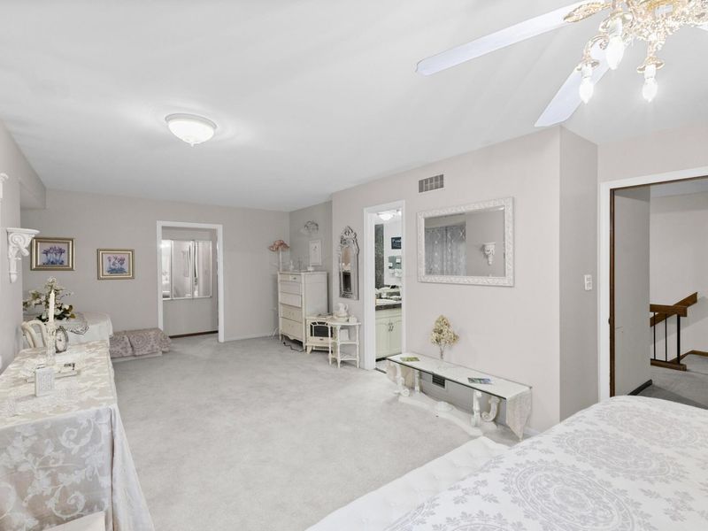 2093 Brookhurst Avenue , Unit B, Columbus, OH 43229 Photo 24