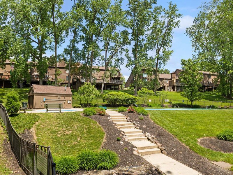 2093 Brookhurst Avenue , Unit B, Columbus, OH 43229 Photo 46