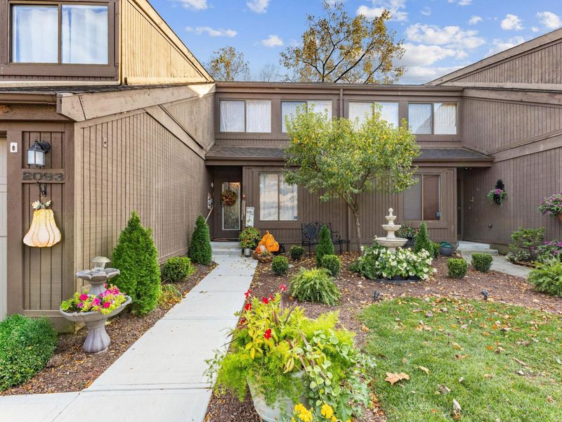2093 Brookhurst Avenue , Unit B, Columbus, OH 43229 Photo 73