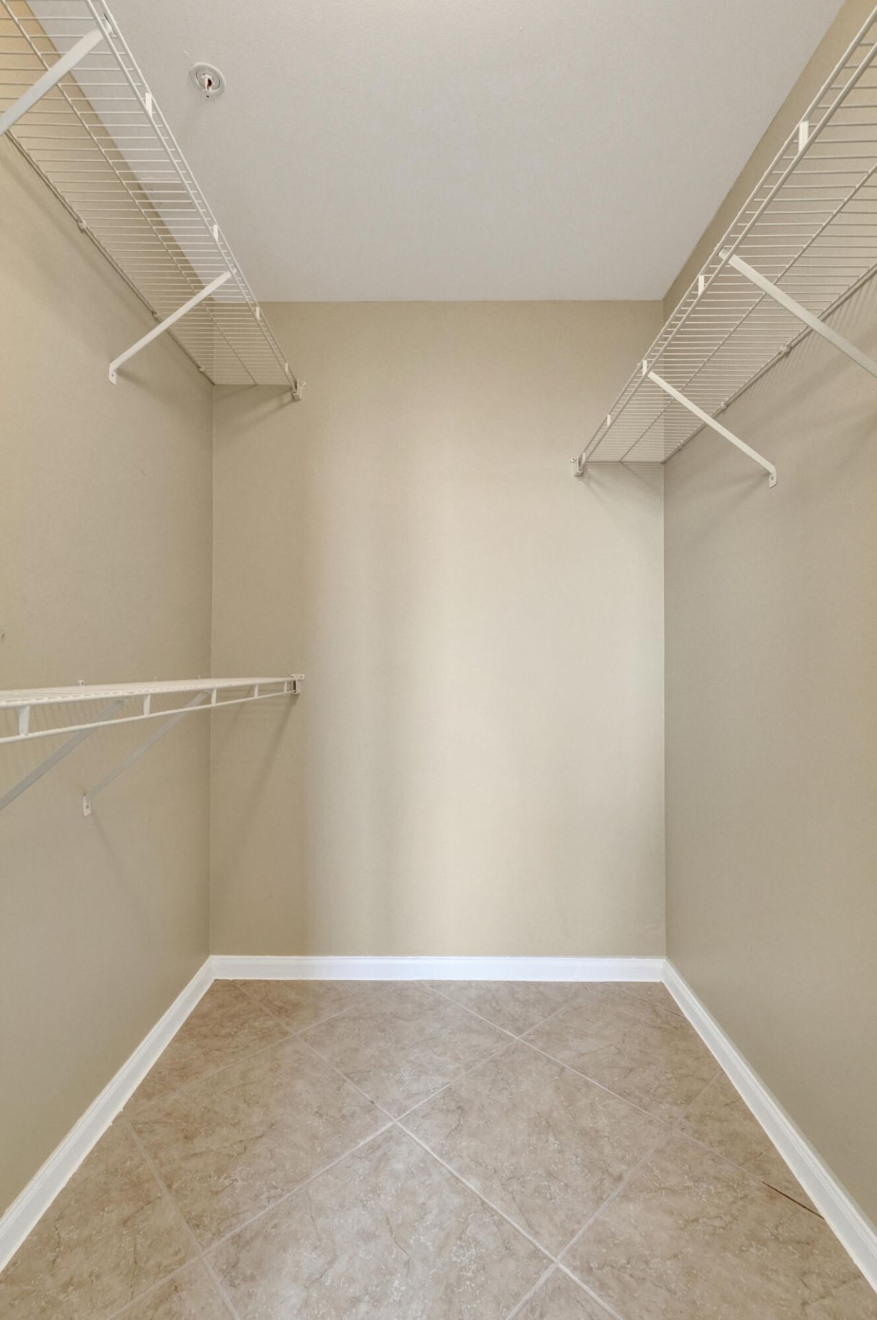 651 Okeechobee, Unit 1010, West Palm Beach, FL 33401 Photo