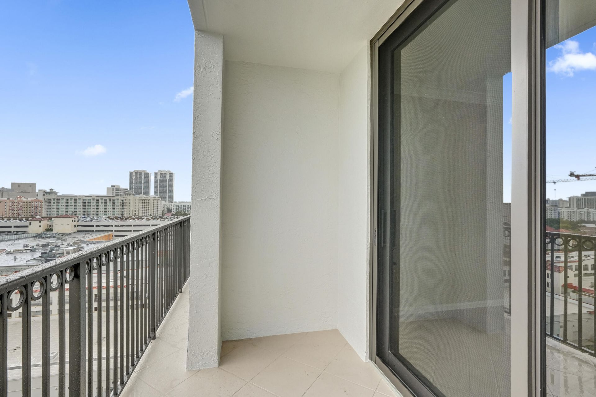 651 Okeechobee, Unit 1010, West Palm Beach, FL 33401 Photo