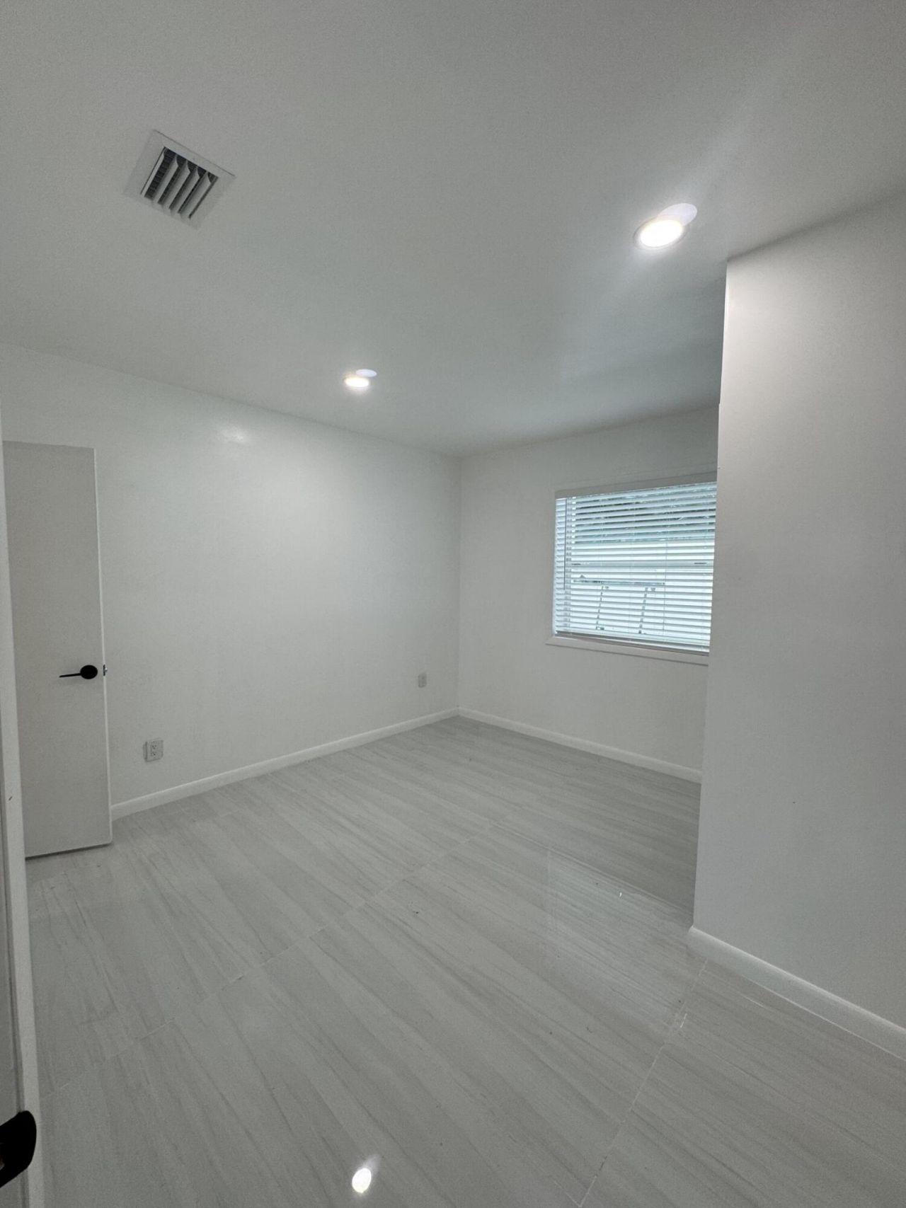 4591 Purdy Lane, Unit 8, West Palm Beach, FL 33415 Photo