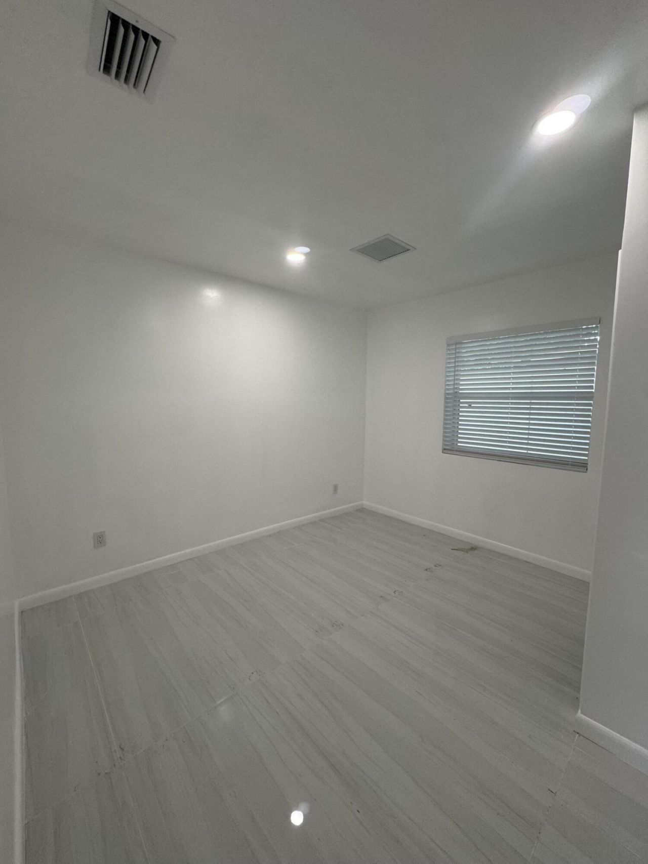 4591 Purdy Lane, Unit 8, West Palm Beach, FL 33415 Photo