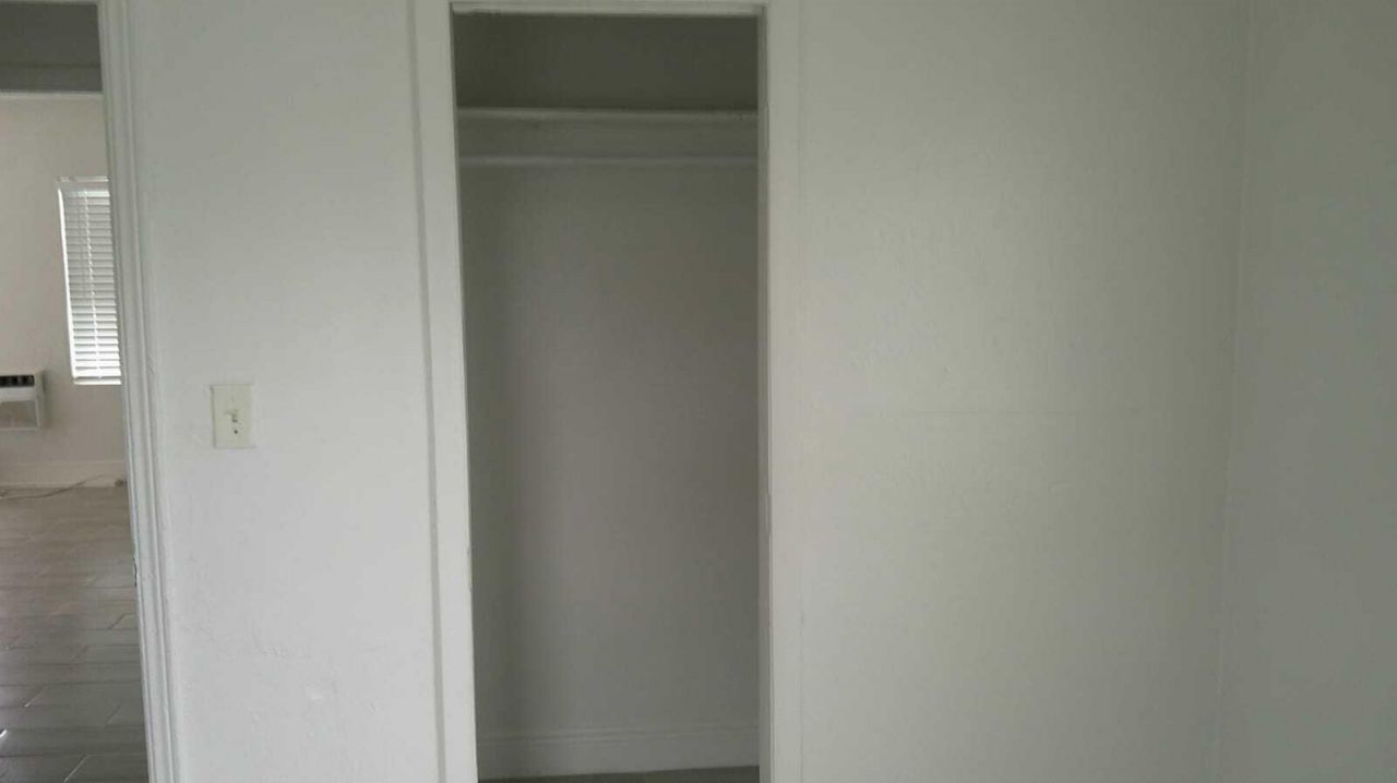 900 W 9th Street, Riviera Beach, FL 33404 Photo
