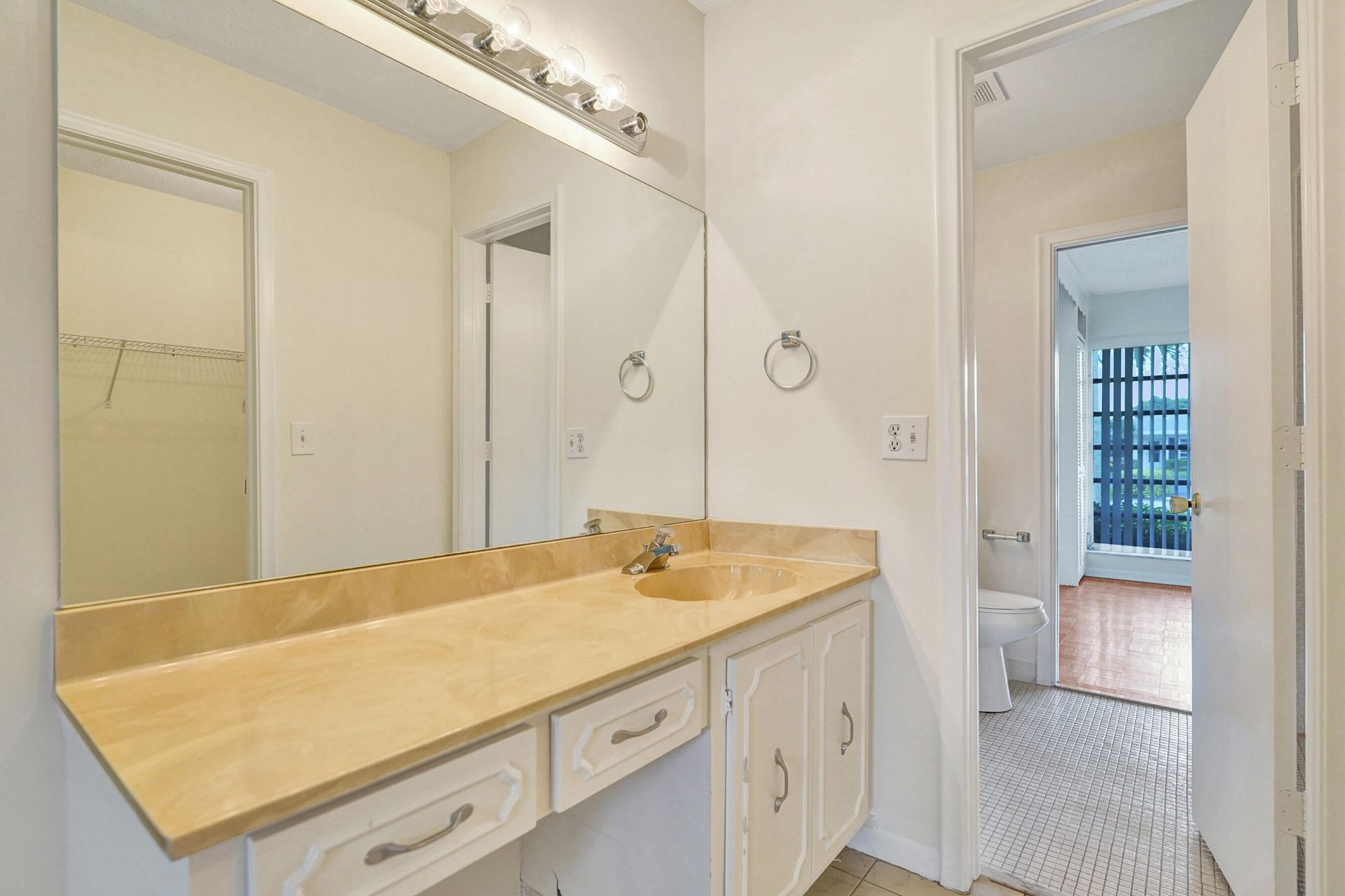 2521 Juniper, Unit 11-b, Delray Beach, FL 33445 Photo