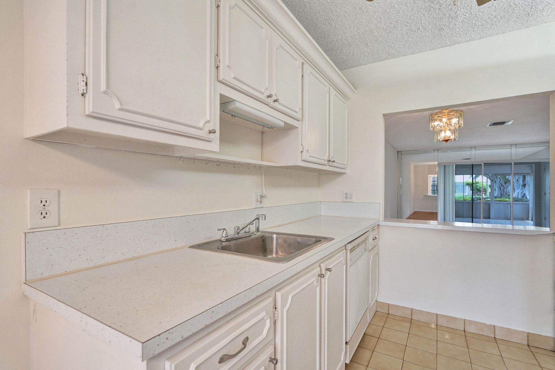 2521 Juniper, Unit 11-b, Delray Beach, FL 33445 Photo