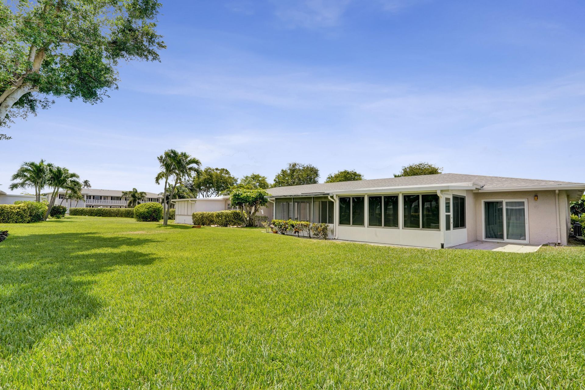 2521 Juniper, Unit 11-b, Delray Beach, FL 33445 Photo