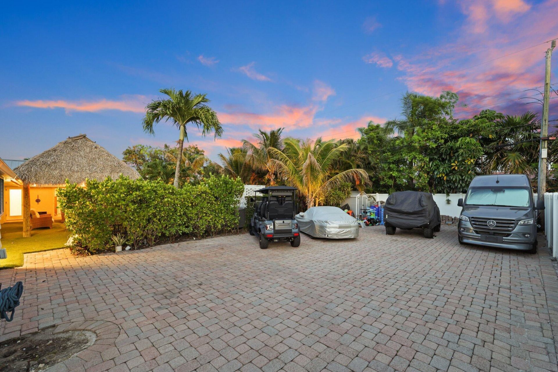 418 Oyster Road, North Palm Beach, FL 33408 Photo