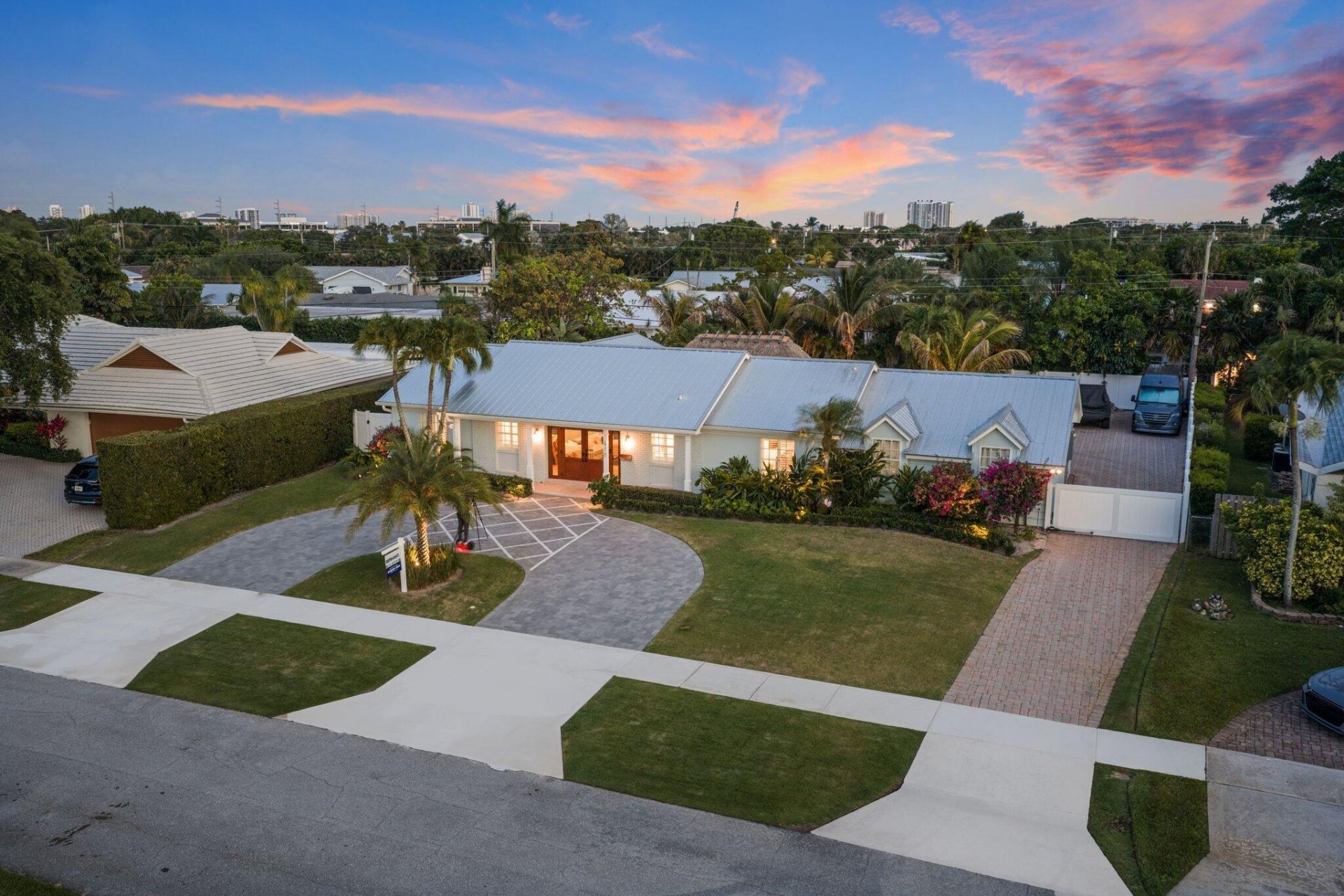 418 Oyster Road, North Palm Beach, FL 33408 Photo