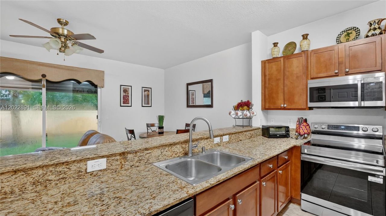 8926 SW 19th St, Miramar, FL 33025 Photo