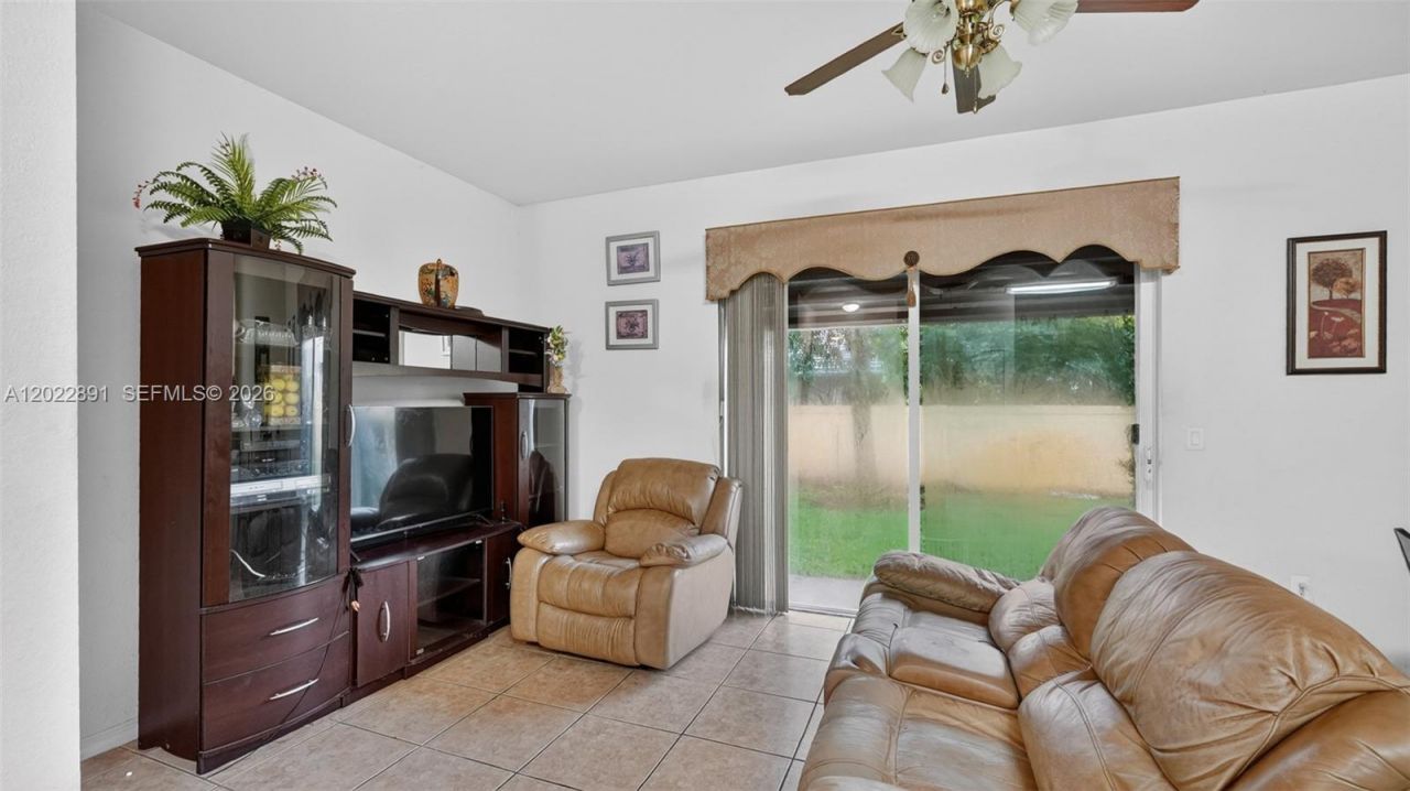 8926 SW 19th St, Miramar, FL 33025 Photo
