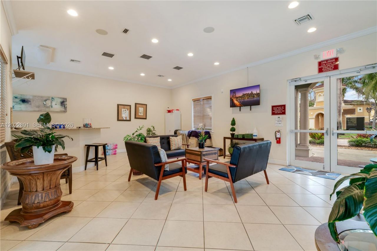 8926 SW 19th St, Miramar, FL 33025 Photo