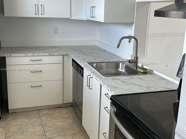 2800 NW 56th Ave , Unit B403, Lauderhill, FL 33313