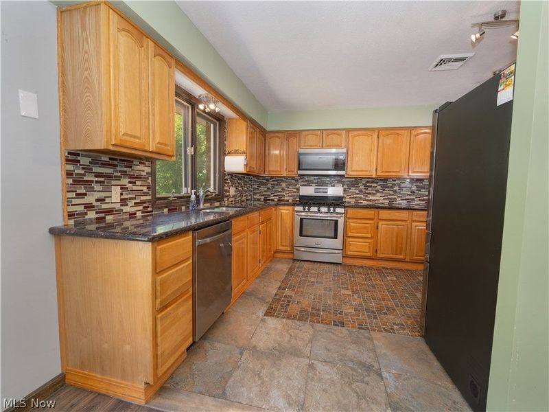 2645 North Way, Akron, OH 44312 Photo 14