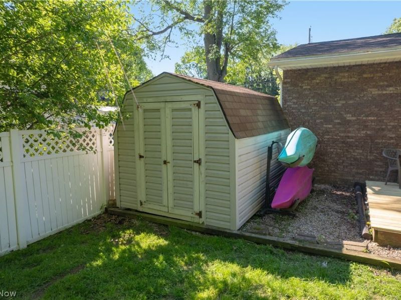 2645 North Way, Akron, OH 44312 Photo 6