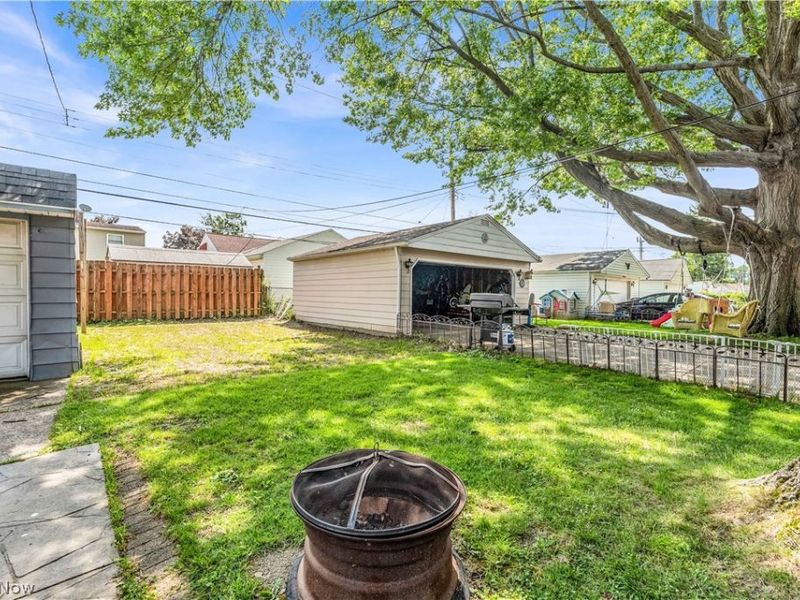 9205 Beech Avenue, Brooklyn, OH 44144 Photo 33