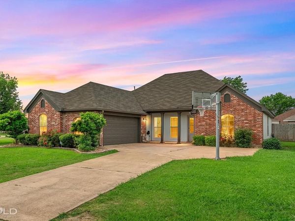 5510 Meadowsweet Circle , Bossier City, LA 71112