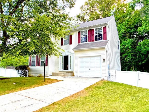 8301 KINGSBENCH COURT, WHITE PLAINS, MD 20695