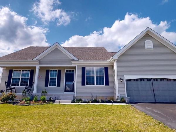 34 BRISTLE CONE COURT, DOVER, DE 19904