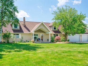13800 12 Mile Road, Green Oak Twp, MI 48178