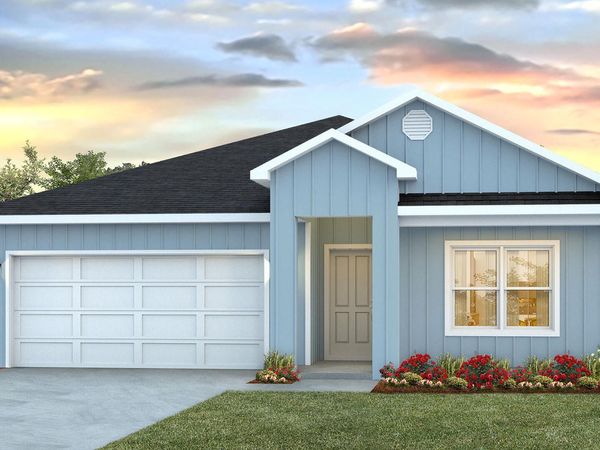 4295 Country Club Boulevard , Chipley, FL 32428