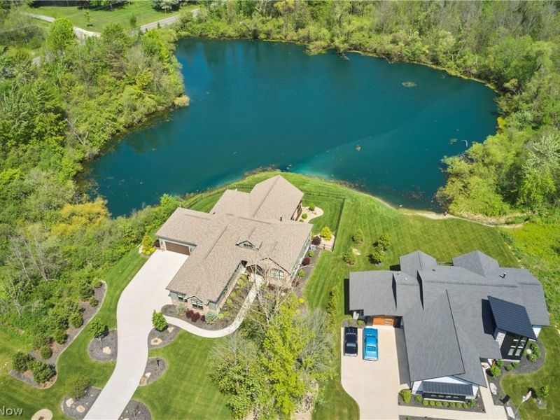 2141 Hayden Drive, Hinckley, OH 44233 Photo 4