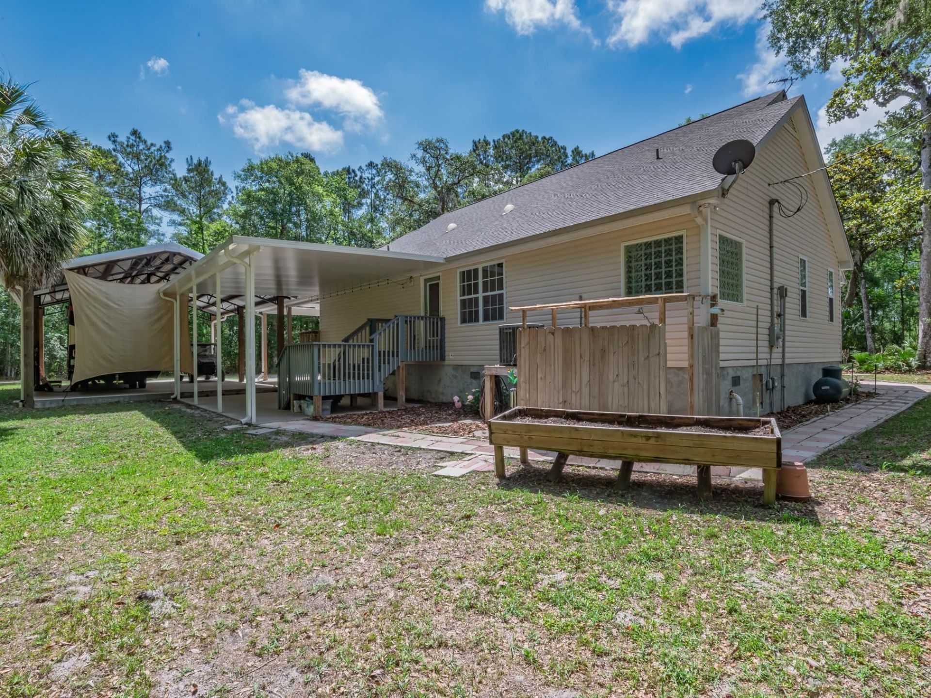 73 Daughtry Drive , Sopchoppy, FL 32358 Photo