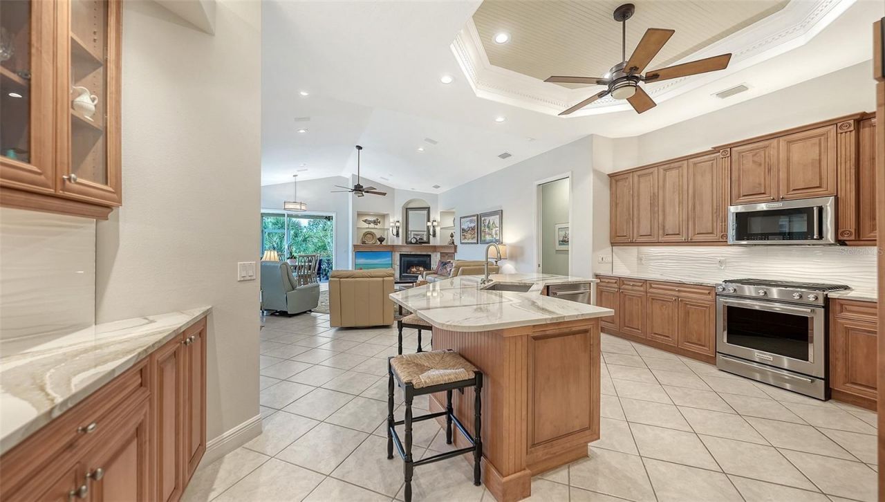 8923 Bloomfield Boulevard, Sarasota, FL 34238 Photo