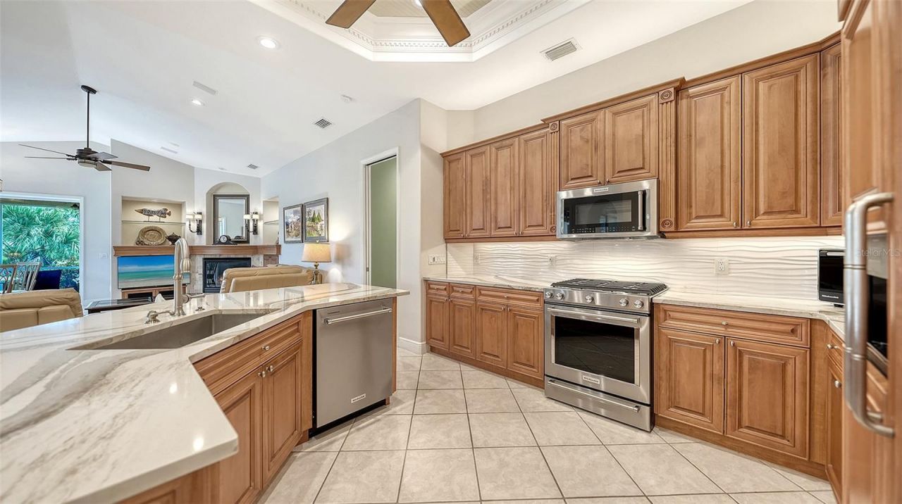 8923 Bloomfield Boulevard, Sarasota, FL 34238 Photo