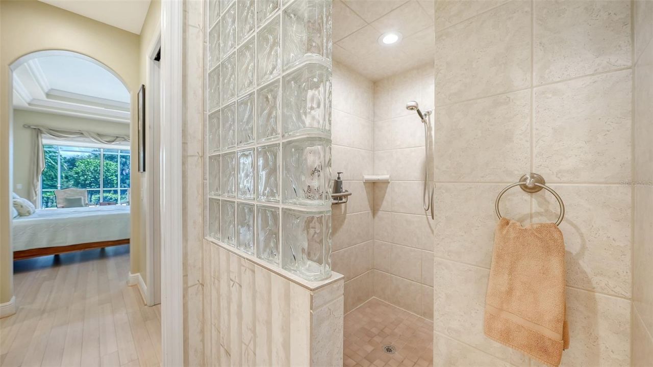 8923 Bloomfield Boulevard, Sarasota, FL 34238 Photo