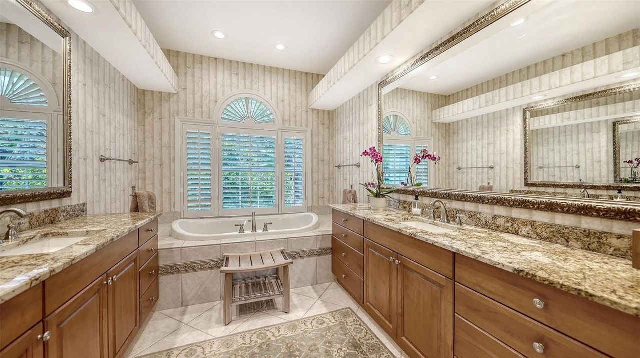 8923 Bloomfield Boulevard, Sarasota, FL 34238 Photo