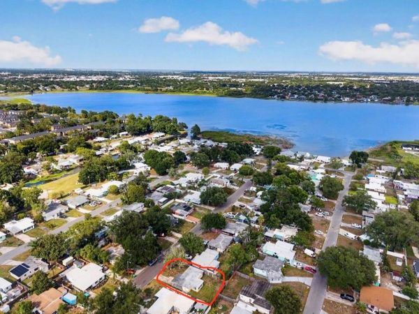 10246 117TH DRIVE, LARGO, FL 33773