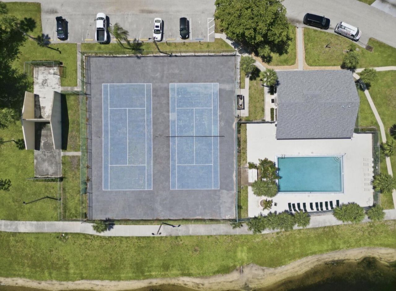5330 Mendoza Street, West Palm Beach, FL 33415 Photo