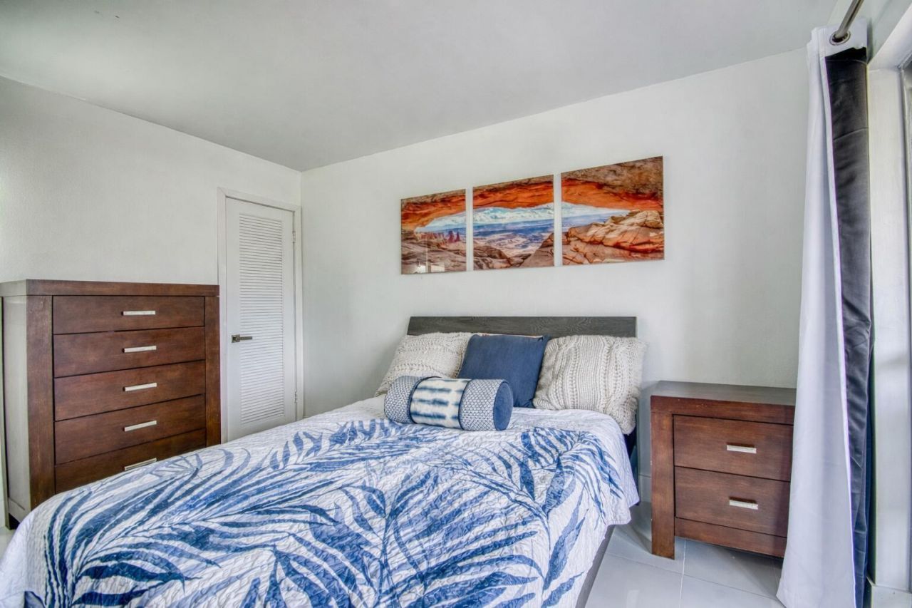 330 Andover, West Palm Beach, FL 33417 Photo