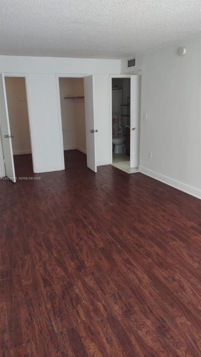 496 NW 165th St Rd , Unit D109, Miami, FL 33169 Photo