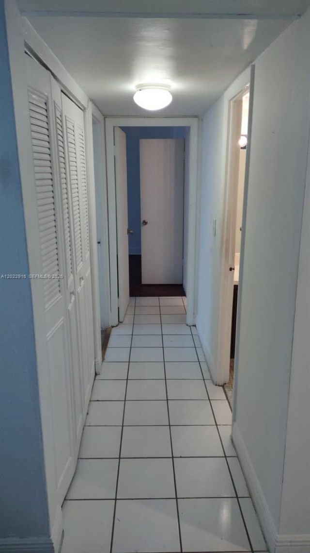 496 NW 165th St Rd , Unit D109, Miami, FL 33169 Photo