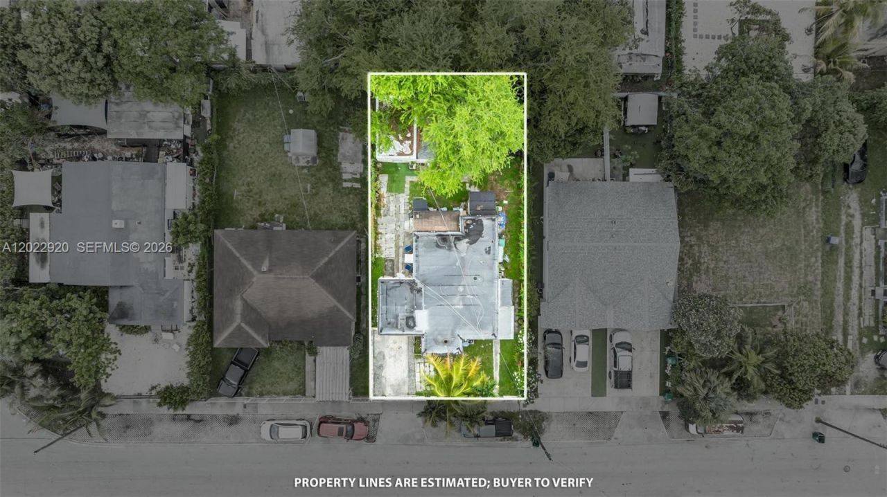 1122 NW 38th St , Miami, FL 33127 Photo
