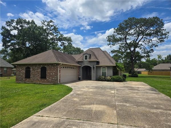 17199 CHEROKEE Trace , Independence, LA 70443