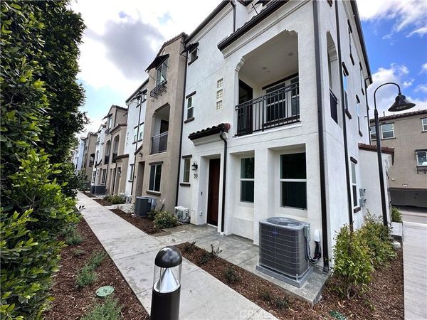 2317 W Broadway, Unit 33, Anaheim, CA 92804
