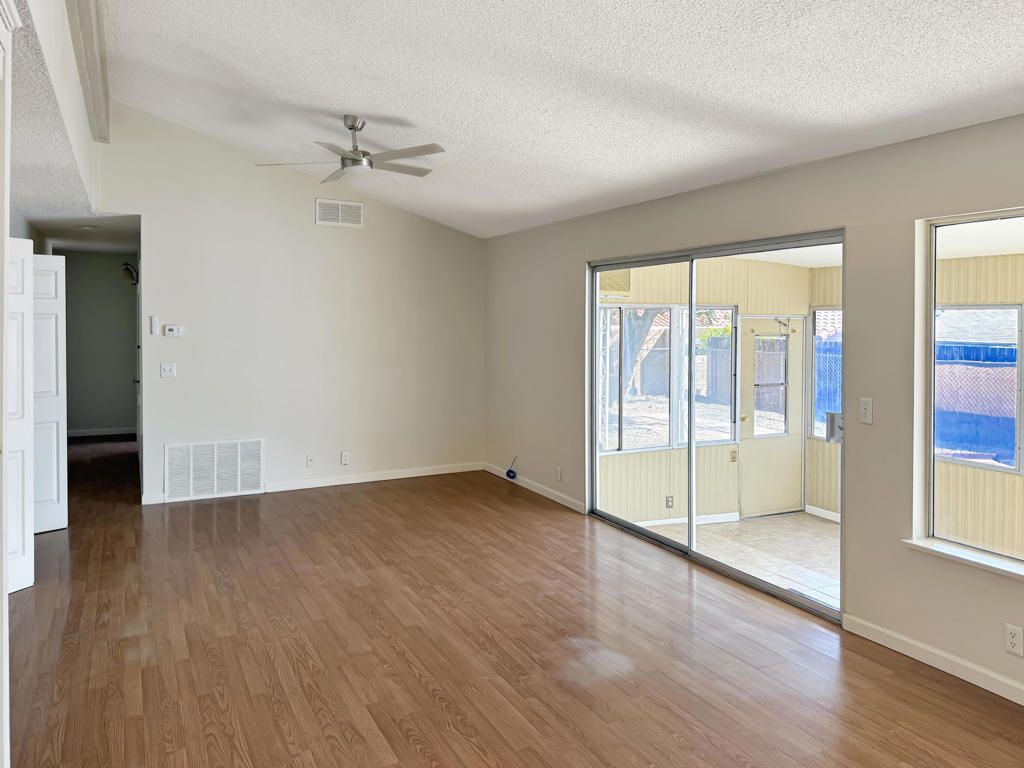 43320 Texas Avenue, Palm Desert, CA 92211 Main Photo